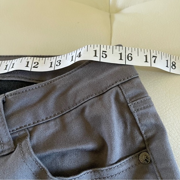 Celebrity Pink Skinny Jeans Pink Women Juniors Size 11 - Picture 9 of 10